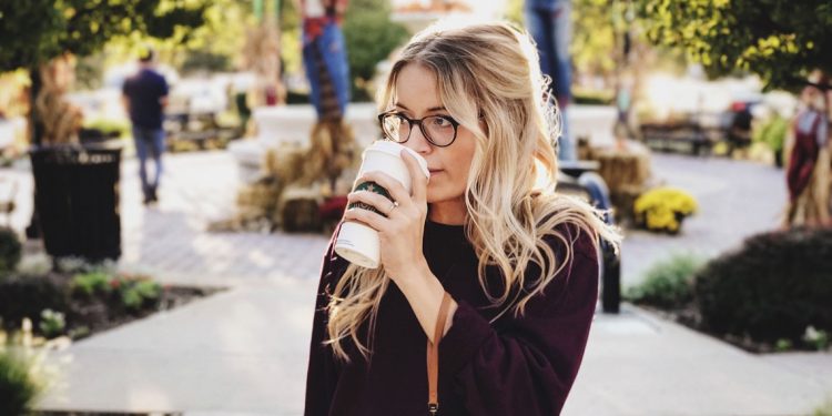 اكتشفت حديثا رينيتس الصورة أميليا إيرهارت نظرية المؤامرة 1 fashion4