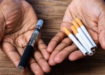 الفرق بين السجائر التقليدية و السجائر الالكترونية