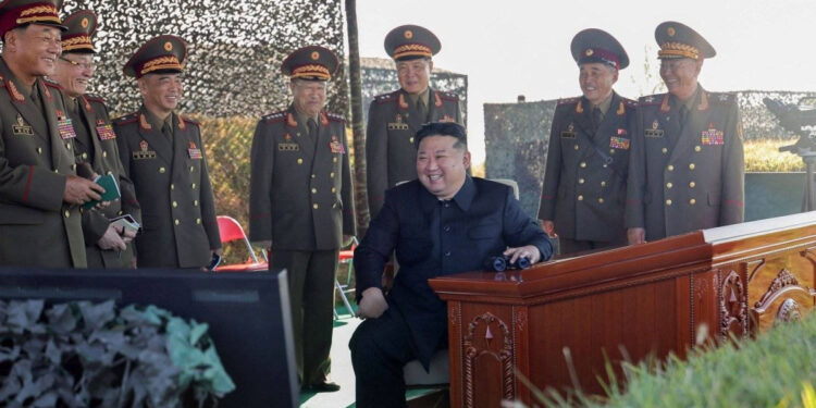 كوريا الشمالية تستعد لتفجير طرق حدودية وتتوعد لامريكا ما الذي تخفيه بيونغ يانغ؟ 1 كوريا الشمالية تستعد لتفجير طرق حدودية وتتوعد لامريكا ما الذي تخفيه بيونغ يانغ؟