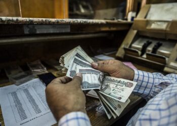 مفاجأة الحكومة تعلن عن زيادة الحد الأدنى لأجور الموظفين بداية من 20 اكتوبر