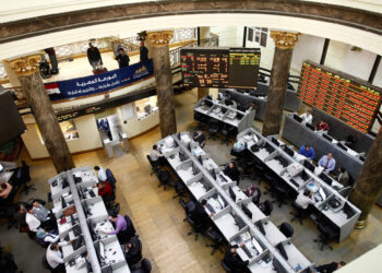 هبوط مرعب في البورصة المصرية ووقوع اكبر الاسهم في الاقتصاد والسياحة