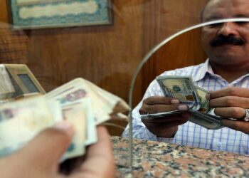 سعر الدولار مقابل الجنيه المصري: قراءة في تأثيرات السوق السوداء اليوم