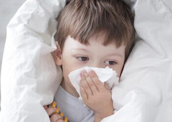 أفضل 10 أساليب للتعافي سريعًا من نزلات البرد والتخفيف من الأعراض