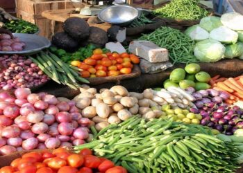 أسعار الخضروات والفاكهة اليوم: الفلفل بـ 65 جنيها وصدمة للمواطنين