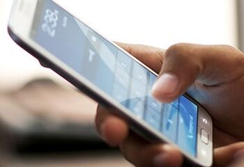 كيف اختار وسيط التداول المناسب