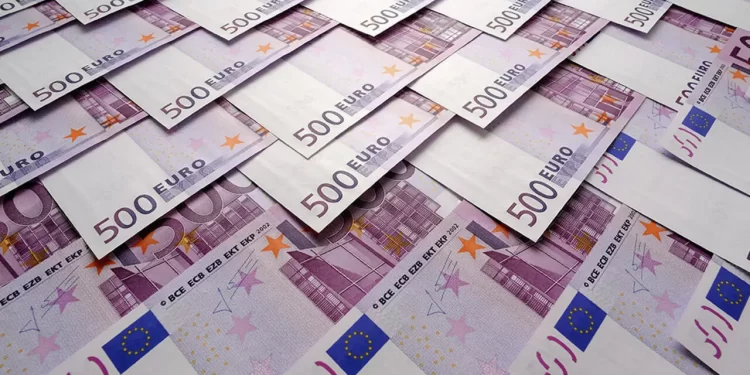 سعر اليورو مقابل الجنيه المصري اليوم السبت 14 ديسمبر 2024 في البنوك 1 سعر اليورو مقابل الجنيه المصري اليوم السبت 14 ديسمبر 2024 في البنوك