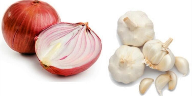 طرق فعّالة لإزالة رائحة البصل من الفم 1 طرق فعّالة لإزالة رائحة البصل من الفم