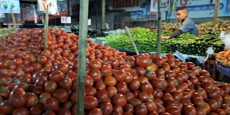 أسعار الخضروات والفاكهة اليوم الإثنين 30 ديسمبر 2024