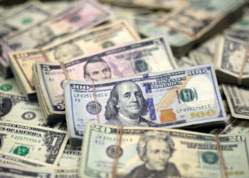 سعر الدولار اليوم الخميس 5 ديسمبر أمام الجنيه بعد الارتفاع المفاجئ.. وارتفاع في سعر الريال السعودي