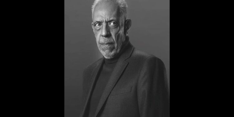 خالد مرتجي يقدم تعازيه في وفاة نبيل الحلفاوي بعد عودته من قطر 1 خالد مرتجي يقدم تعازيه في وفاة نبيل الحلفاوي بعد عودته من قطر