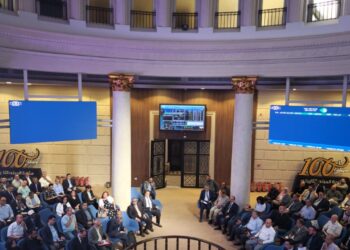 البورصة المصرية تختتم أولى جلسات الأسبوع في المنطقة الخضراء
