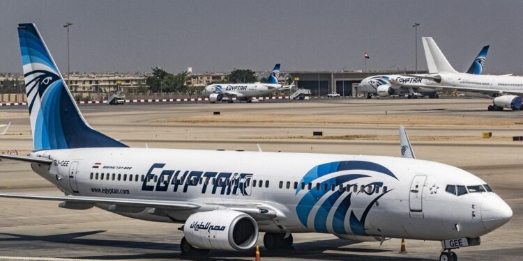 "مصر للطيران" تعلن عن فتح باب التوظيف: فرص عمل لجميع المؤهلات والشروط اللازمة 1 "مصر للطيران" تعلن عن فتح باب التوظيف: فرص عمل لجميع المؤهلات والشروط اللازمة