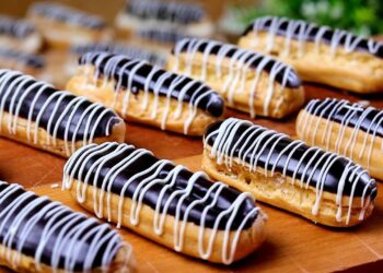 تحضير الإكلير الفرنسي في البيت بخطوات سهلة وطعم زي الجاهز