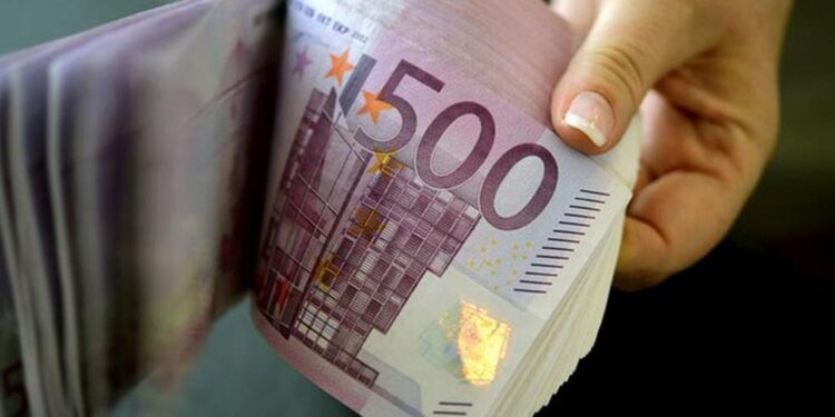 سعر اليورو في البنوك المصرية اليوم الأربعاء 15 يناير 2025 1 سعر اليورو في البنوك المصرية اليوم الأربعاء 15 يناير 2025