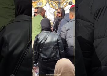 أحمد العوضي يشارك ياسمين عبدالعزيز في مصابها بوفاة والدها