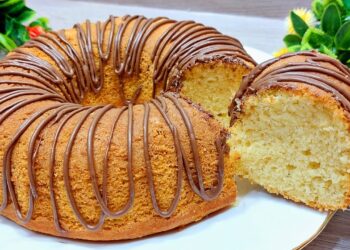 طريقة عمل كيكة لذيذة وهشة في الحلة دون الحاجة للفرن