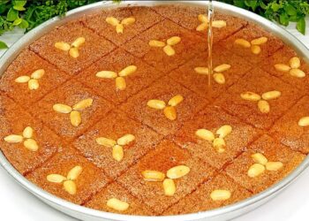 طريقة عمل بسبوسة مميزة وطعمها أحلى من محلات الحلويات