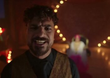 مسلسل العتاولة 2 الحلقة التاسعة الوزان بيغني في مولد في الصعيد