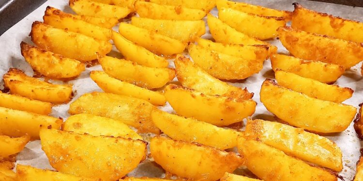 بطاطس مقلية بدون زيت.. وصفة صحية ومقرمشة 1 بطاطس مقلية بدون زيت.. وصفة صحية ومقرمشة