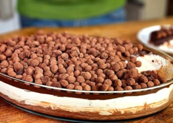 كيكة أحمد الزامل بالتفصيل – المقادير والطريقة