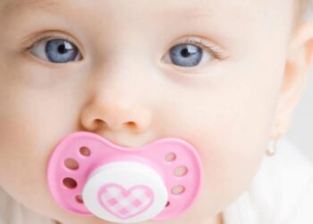 أسماء بنات أجنبية جديدة وراقية لعام 2025 اختيارات فريدة لطفلتك