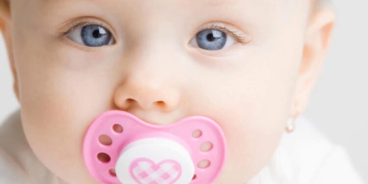 أسماء بنات أجنبية جديدة وراقية لعام 2025 اختيارات فريدة لطفلتك