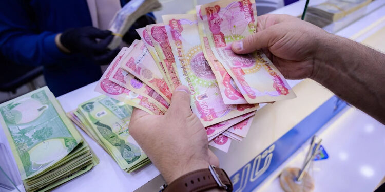 رواتب مايو 2025 الموعد النهائي للصرف وقيمة الزيادة المرتقبة 1 رواتب مايو 2025 الموعد النهائي للصرف وقيمة الزيادة المرتقبة