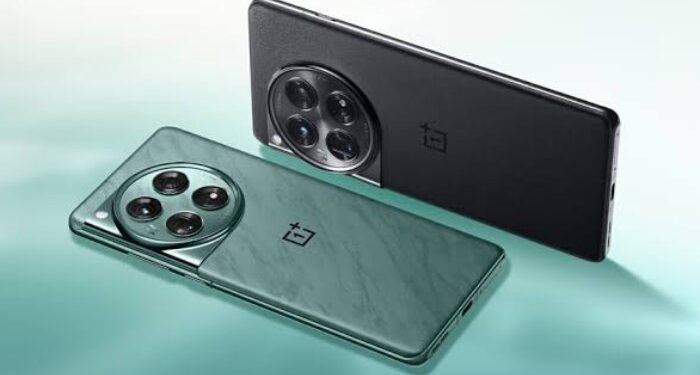 هاتف OnePlus 12.. تجربة رائدة تجمع بين الشاشة المذهلة والأداء الفائق 1 OnePlus 12