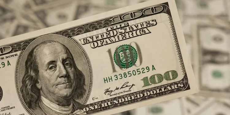 أسعار الدولار مقابل الجنيه المصري اليوم السبت حركة محدودة في السوق