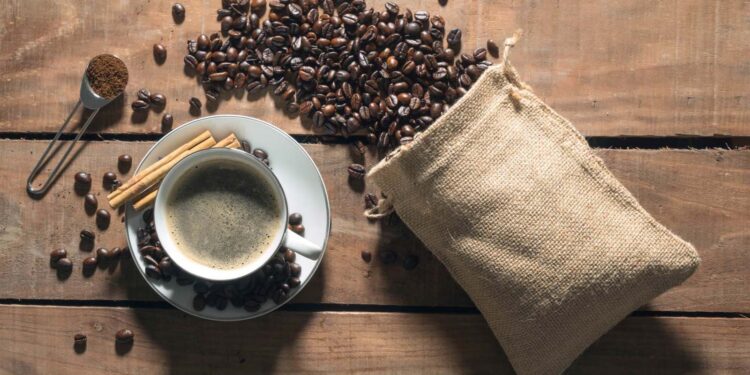 الكافيين وعمر خلاياك.. علاقة معقدة أكثر مما تظن 1 الكافيين وعمر خلاياك.. علاقة معقدة أكثر مما تظن