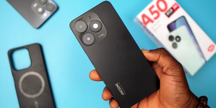 Itel S50 ينافس بقوة في سوق الهواتف بمواصفات مميزة وسعر مناسب