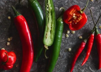 تأثير الأطعمة الحارة على عملية إنقاص الوزن