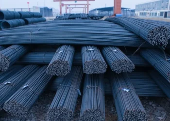 أسعار الحديد والأسمنت اليوم 23 يونيو 2025.. حديد عز يواصل الصعود