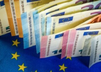 اليورو مقابل الجنيه أسعار الصرف في بداية تعاملات السبت 14 يونيو