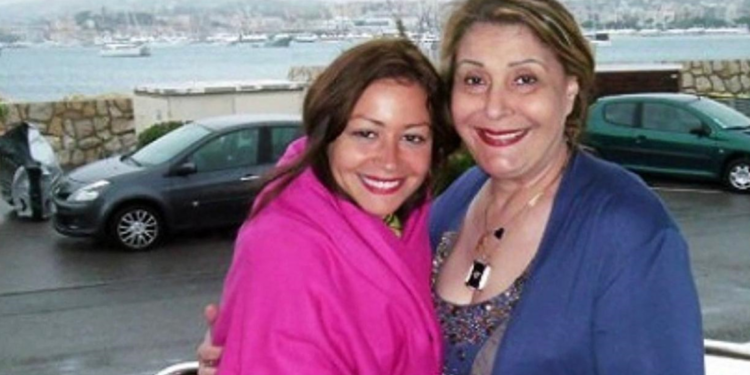 زيزي مصطفى ترحل عن عالمنا حزن كبير في حياة منة شلبي 1 زيزي مصطفى ترحل عن عالمنا حزن كبير في حياة منة شلبي