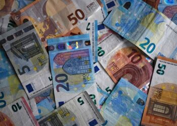 سعر اليورو في مصر اليوم الأحد 13 يوليو 2025