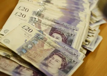 سعر صرف الجنيه الإسترليني مقابل الجنيه المصري في البنوك الرسمية