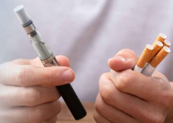 السجائر الإلكترونية النظيفة تهدد صحة القلب وتزيد ضغط الدم