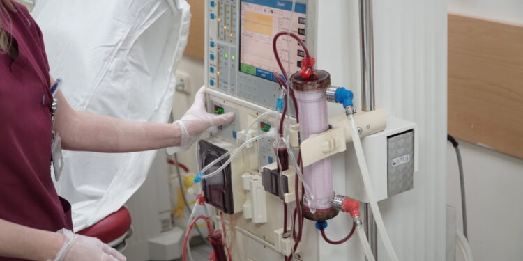 الذكاء الاصطناعي يشخص سرطان الحنجرة بدقة من خلال نبرة الصوت