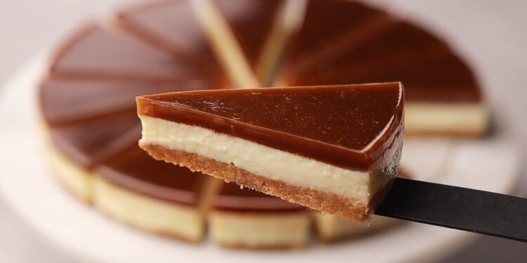 طريقة عمل حلى الزبادي بديل التشيز كيك بمذاق منعش