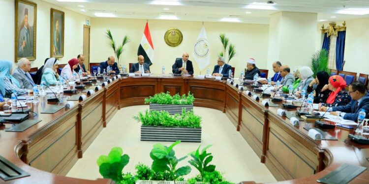 الحكومة تعلن 6 مزايا لمعلمي الحصة أبرزها المعاش ومكافأة نهاية الخدمة 1 الحكومة تعلن 6 مزايا لمعلمي الحصة أبرزها المعاش ومكافأة نهاية الخدمة