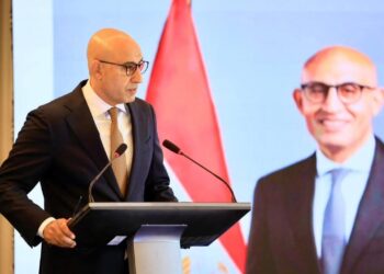 التربية والتعليم وإيطاليا يتعاونان لإطلاق مدارس تطبيقية للدواء