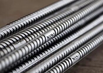 سعر طن الحديد في السوق اليوم الاثنين 27 أكتوبر 2025.. حديد عز 39867 جنيهًا