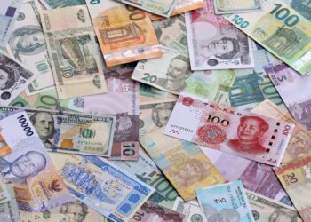 أسعار العملات مقابل الجنيه المصري اليوم.. تحديث سوق الصرف الخميس