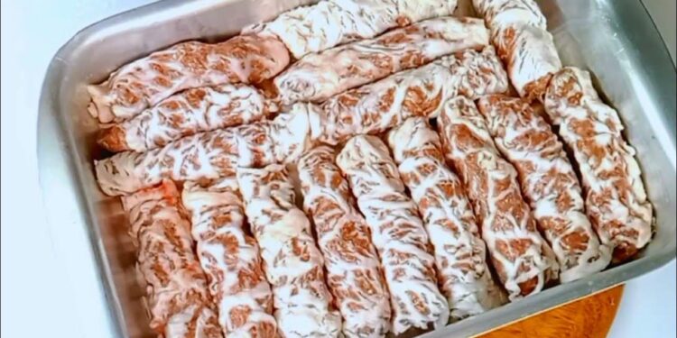 طريقة عمل الطرب المشوي, الطرب على الفحم, طريقة تحضير الطرب, وصفة الطرب المشوي, الطرب باللحم المفروم, الكفتة بالمنديل الضاني, نصائح شوي الطرب, الطرب السهل والشهي, عيد الأضحى أكلات اللحوم, الطرب مع سلطة الطحينة