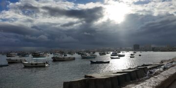 حالة الطقس اليوم: أمطار متقطعة بالإسكندرية ومتابعة الطوارئ لتجمعات المياه
