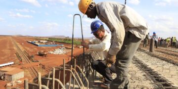 سوق البناء اليوم أسعار الحديد والأسمنت في مصر الاثنين 24 نوفمبر 2025