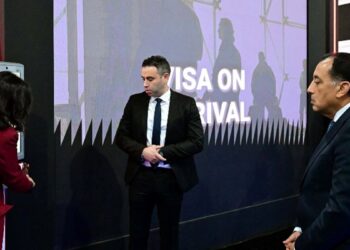 منصة فلوسي | بوابتك الرقمية للاستثمار المتكامل في السوق المصرية