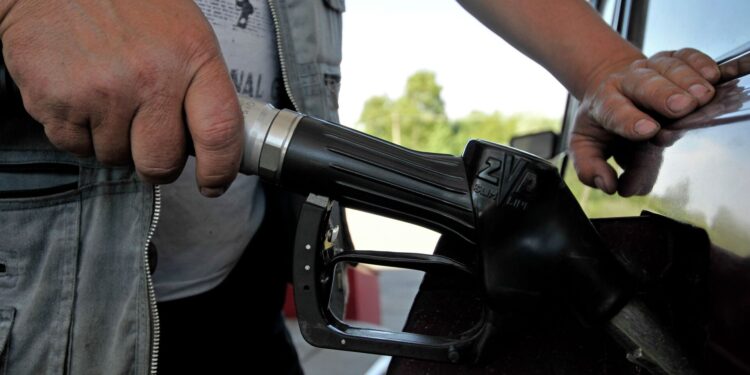 أسعار الوقود في مصر اليوم الأحد 2 نوفمبر 2025.. البنزين والسولار