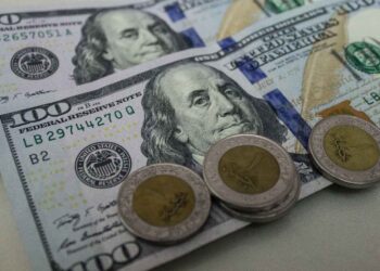 الدولار أمام الجنيه مع بداية تعاملات اليوم الاثنين 15 ديسمبر 2025 2 الدولار أمام الجنيه مع بداية تعاملات اليوم الاثنين 15 ديسمبر 2025